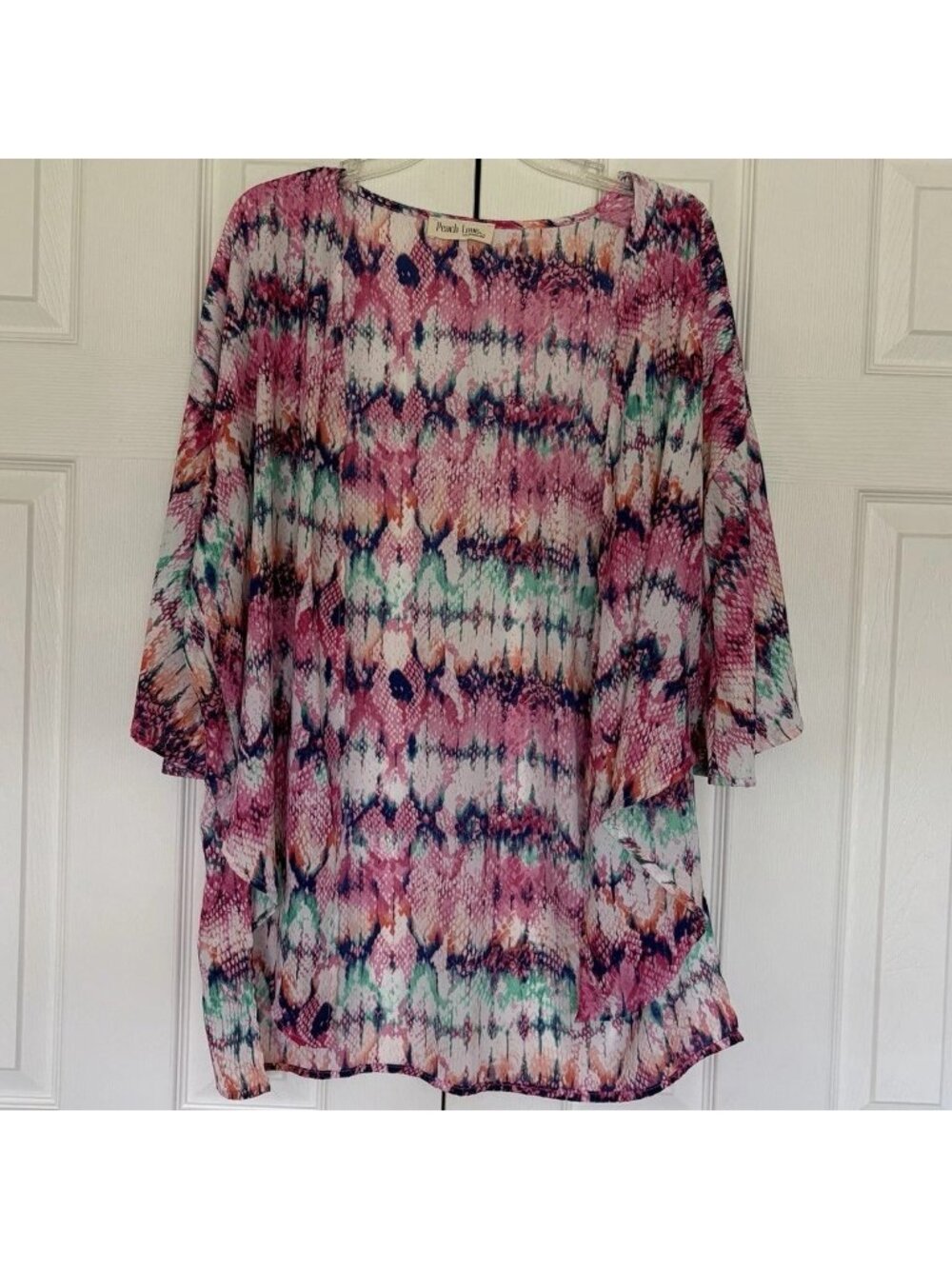 Peach Love California Size Small Rainbow Snake Print Kimono Multicolor Open